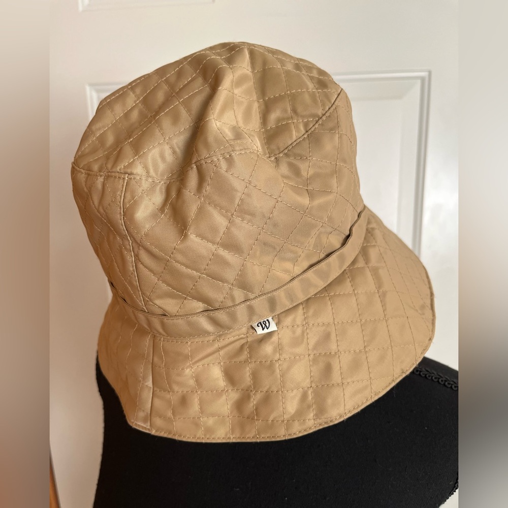 Women’s khaki/tan quilted Y2K bucket Wallaroo York hat. One size - Picture 2 of 10